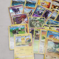 Collection Bulk 325+ Holo & Common Lot of Vintage 1999 To 2022 Pokemon Cards - Image 4