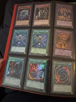 Binder Of yu-gi-oh Trading Cards Lots Of Foils Etc Collection - Image 4