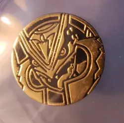 POKEMON MEGA RAYQUAZA GOLD HOLO COIN - Image 1
