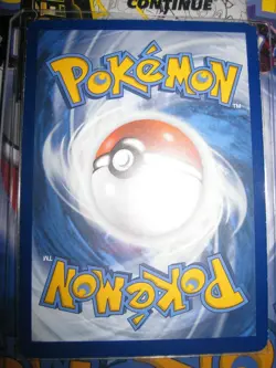 POKEMON RARE CELEBRATIONS FRANCAIS PIKACHU RED 005/025 HOLOFOIL NEUF MINT 25 ANS - Image 2