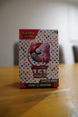 Pokemon TCG 151 Scarlet and Violet Booster Bundle 820650853210 - Image 1