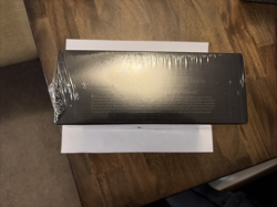 Pokemon TCG Sword & Shield Zamazenta ETB Elite Trainer Box PLUS New/Sealed - Image 2