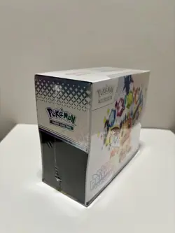 Pokemon Scarlet Violet Prismatic Evolutions Elite Trainer Box ETB New/Sealed✅ - Image 2