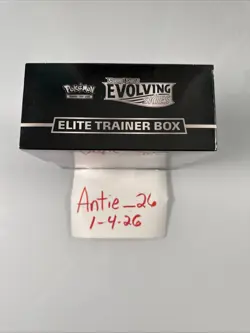 Pokemon TCG Sword & Shield Evolving Skies Elite Trainer Box Factory Sealed. - Image 3