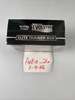 Pokemon TCG Sword & Shield Evolving Skies Elite Trainer Box Factory Sealed. - Image 4