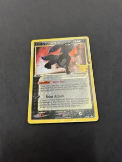 Umbreon Gold Star 17/17 Celebrations: Classic Collection Holo Pokemon English NM - Image 3