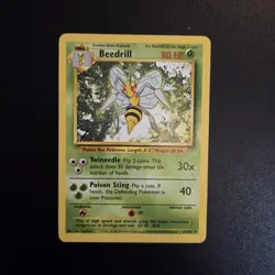 Pokemon Card - Beedrill 17/102 Base Set Non Holo Rare WOTC - Image 1