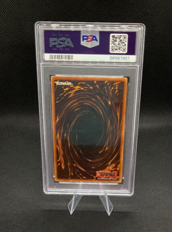 Yu-Gi-Oh! Dark Magician SDY-006 PSA 3 VG *ultra rare* - Image 2