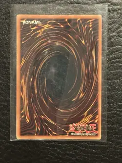 Elemental Hero Bubbleman EHC1-EN003 Limited Edition Secret Rare Yu-Gi-Oh! - Image 2