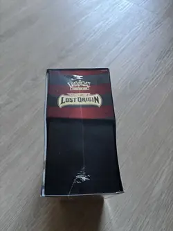 Pokemon TCG Lost Origin Elite Trainer Box - Image 4