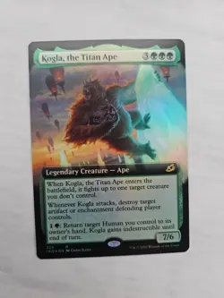 Kogla, the Titan Ape (Extended Art) Ikoria: Lair of Behemoths Foil - Image 1