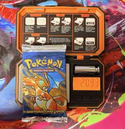 Pokemon Base Set Unlimited Booster Pack Charizard Art Sealed - 20.93g 1999 WOTC - Image 1