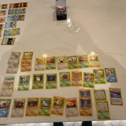 131 original Pokemon 70 BASE, 33 JUNGLE and 28 FOSSIL set cards, vintage - Image 4