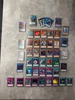 Yu-Gi-Oh! Karten Lot ca. 1.800 Karten | Holos, Goldschrift | sicher in Tins - Image 2