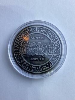 YuGiOh - Blue-Eyes Ultimate Dragon - YCS Pre-Reg Coin - Official - Silver - Image 3