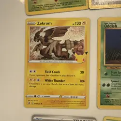 45 POKEMON CARDS BUNDLE RANDOM CARDS MIXED SETS NO DUPLICATES BULK PACK - Image 4