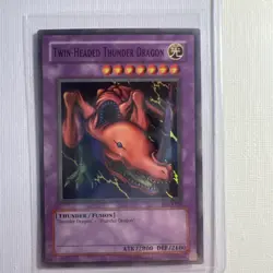 Twin-Headed Thunder Dragon MRD-120 Unlimited NM Super Holo Rare Yugioh - Image 1