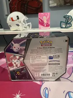 Pokemon TCG: V Heroes Tin - Espeon V Brand NEW Sealed 🔥🔥 - Image 2