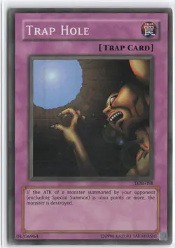 Yugioh - Trap Hole LOB-058 Unlimited - The Legend of Blue Eyes White Dragon - Image 1