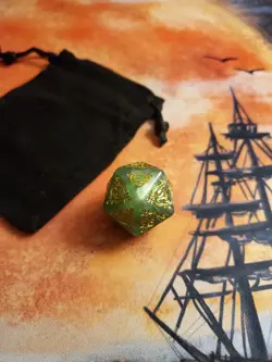 Lord of the Rings MTG Bundle Oversized Green And Gold Spindown Dice D20 IN HAND - Image 2