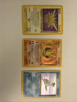 Pokemon Card Lot Of 7 Fossil Unlimited - Holos and Non Holos WOTC - Image 3