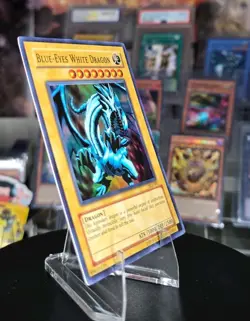 Yu-Gi-Oh! Blue-Eyes White Dragon SDK-001 Ultra Rare NM Unlimited - Image 3
