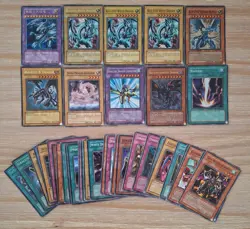 Yu-Gi-Oh! Card Lot Blue-Eyes, Red-Eyes, Spell, Trap - Image 1