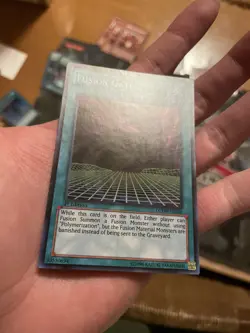 Fusion Gate - LCYW-EN268 - Super Rare - 1st Edition NM Yugioh Legendary - Image 3
