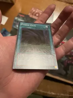 Fusion Gate - LCYW-EN268 - Super Rare - 1st Edition NM Yugioh Legendary - Image 4