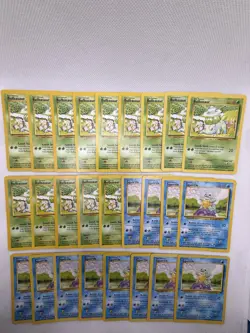Vintage Base Set Squirtle 63/102 & Bulbasaur 44/102 Card Lot of 26 WOTC Pokemon - Image 1