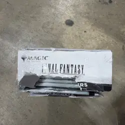 Sealed Universe Beyond Final Fantasy Play Booster Display Box Damage - Image 3