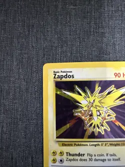 1999 Pokemon WOTC: Base Set Zapdos 16/102 Holo Rare - Nm Lp - Image 2