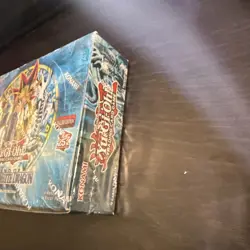 Yu-Gi-Oh! 25th Anniversary LOB Legend Of Blue Eyes box Sealed New - Image 4