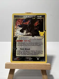 UMBREON 2021 POKEMON CELEBRATIONS CLASSIC COLLECTION HOLO 17/17 Q2628 - Image 1