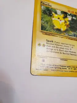 Pikachu 60/64 HP Jungle Unlimited 2nd Print Pokemon TCG Vintage - Image 3