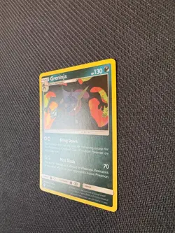 Greninja Charizard Shadow 117/214 LP Holo Unbroken Bonds Pokemon Card - Image 4