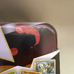 2020 | Pokemon | Vivid Voltage Collectors Chest Tin Lunchbox | 5 Booster Packs - Image 4