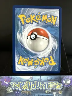 Pokemon Card Pidgeot V 137/196 Lost Origin ULTRA RARE HOLO NM - Image 2
