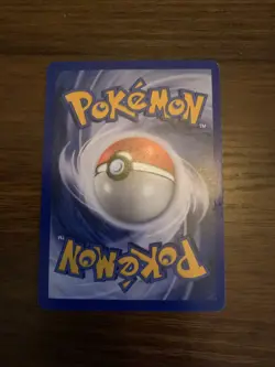 Pokemon TCG Pikachu Neo Genesis Francais 70/111 Light Play - Image 2