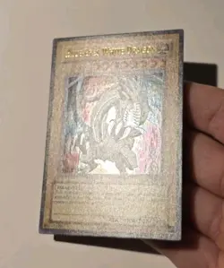 Blue-Eyes White Dragon RP01-EN001 Retro Pack Ultra Rare LP - Image 4