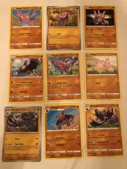 Lot Of 9 Gligar and Gliscor Pokemon Cards - Image 1