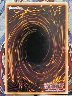 Dark Magician LCYW-EN001 Secret Rare LP - Image 2