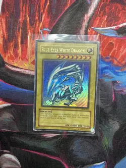 Yu-Gi-Oh Blue-Eyes White Dragon SDK-001 Ultra Rare HP - Image 1