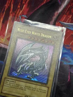 Yu-Gi-Oh Blue-Eyes White Dragon SDK-001 Ultra Rare HP - Image 2