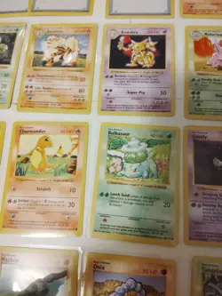 Base Set Shadowless Pokemon Card Lot Of 29 - HP - Image 2