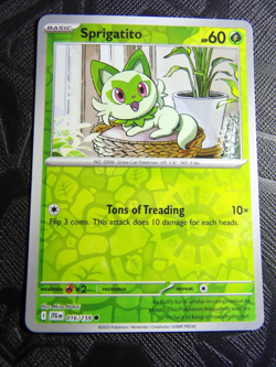 pokemon sprigatito 16/159 Reverse Holo comes with 4 random cards - Image 1