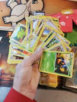 Pokemon Bulk Lot '09-11 Era - 100+ Cards, 10 Bonus Modern Holos - Read Descript - Image 3
