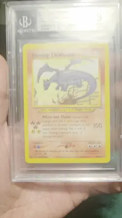 Shining Charizard 107/105 - BGS 9 - Neo Destiny - WoTC Vintage Pokemon Card - Image 2