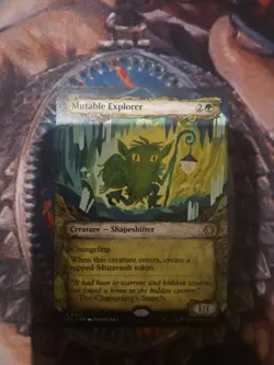Mutable Explorer (Showcase) Lorwyn Eclipsed Regular - Image 1