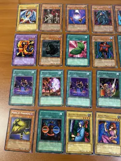 Vintage 1996 Yugioh Card Holo Lot, Comes With Everything Shown In Photos- Rare - Image 4